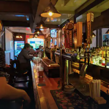 The Albion Bar New York City This Murrey Hill Bar in Manhattan NYC also enjoys 100% FREE CC Processing with the NFA Program !
